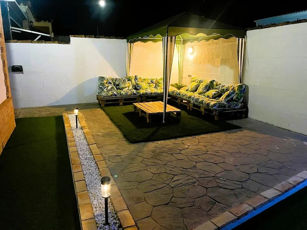Chalet Familiar Relax Con Piscina チクラナ・デ・ラ・フロンテーラ
